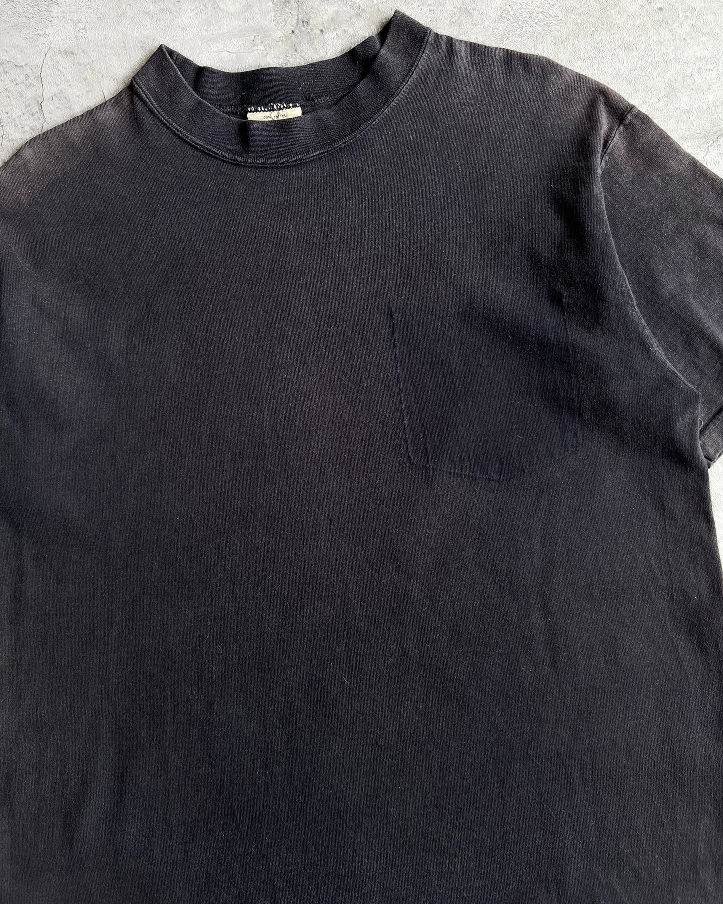 1990S FADED BLACK REMOVED POCKET TEE (M)