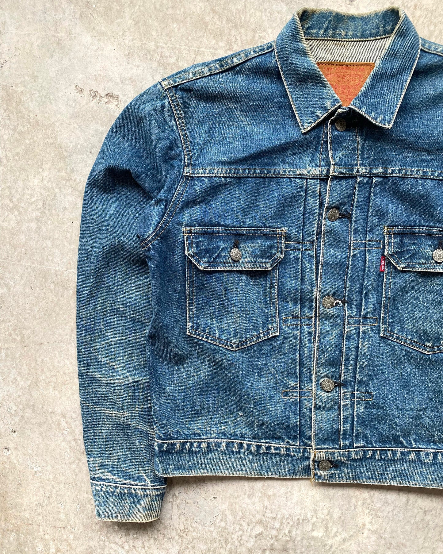 1990S FADED WASHED LEVI'S BIG E TYPE II DENIM JACKET