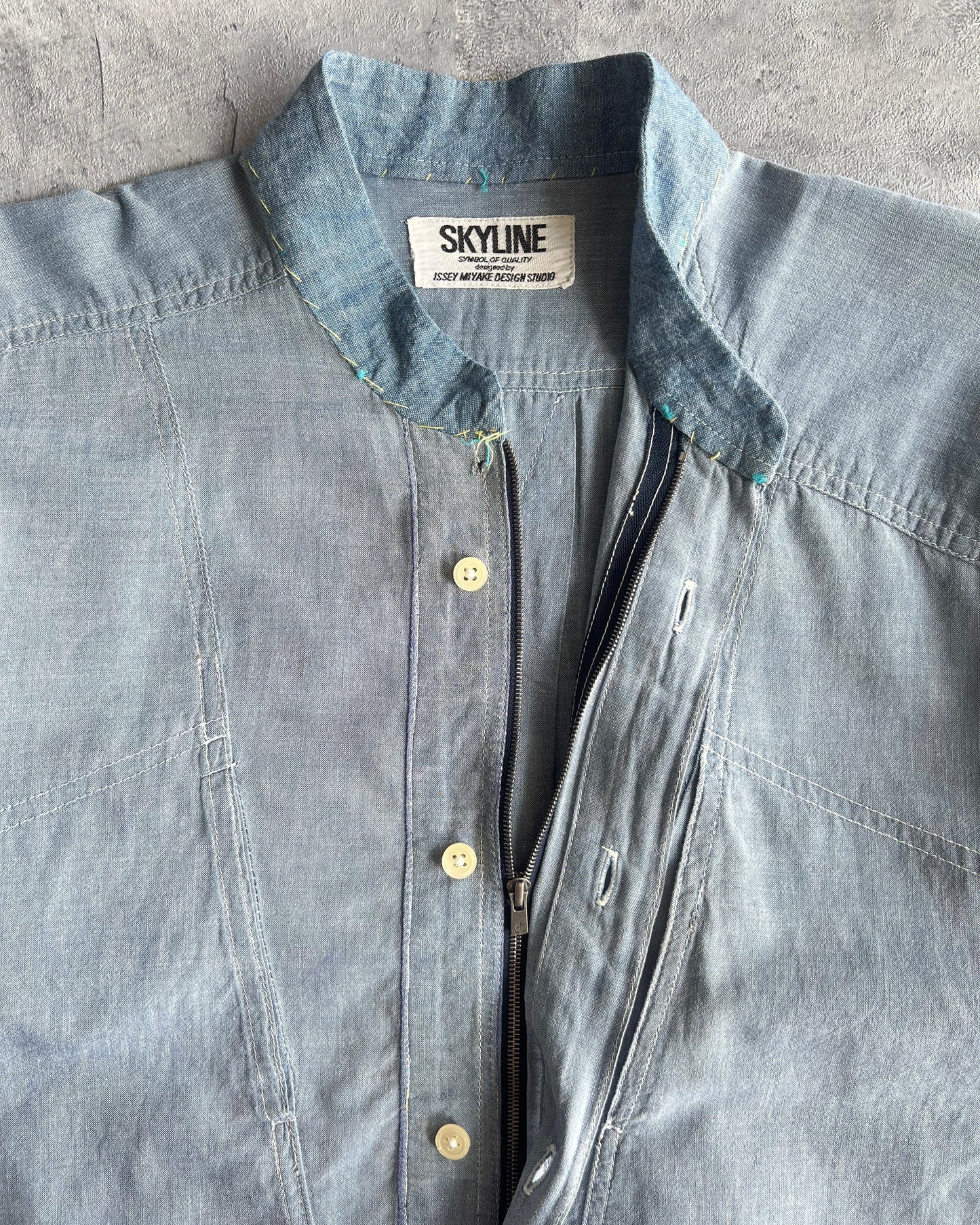 1980S ISSEY MIYAKE SKYLINE TWO-TONE STAND COLLAR SHIRT (M)