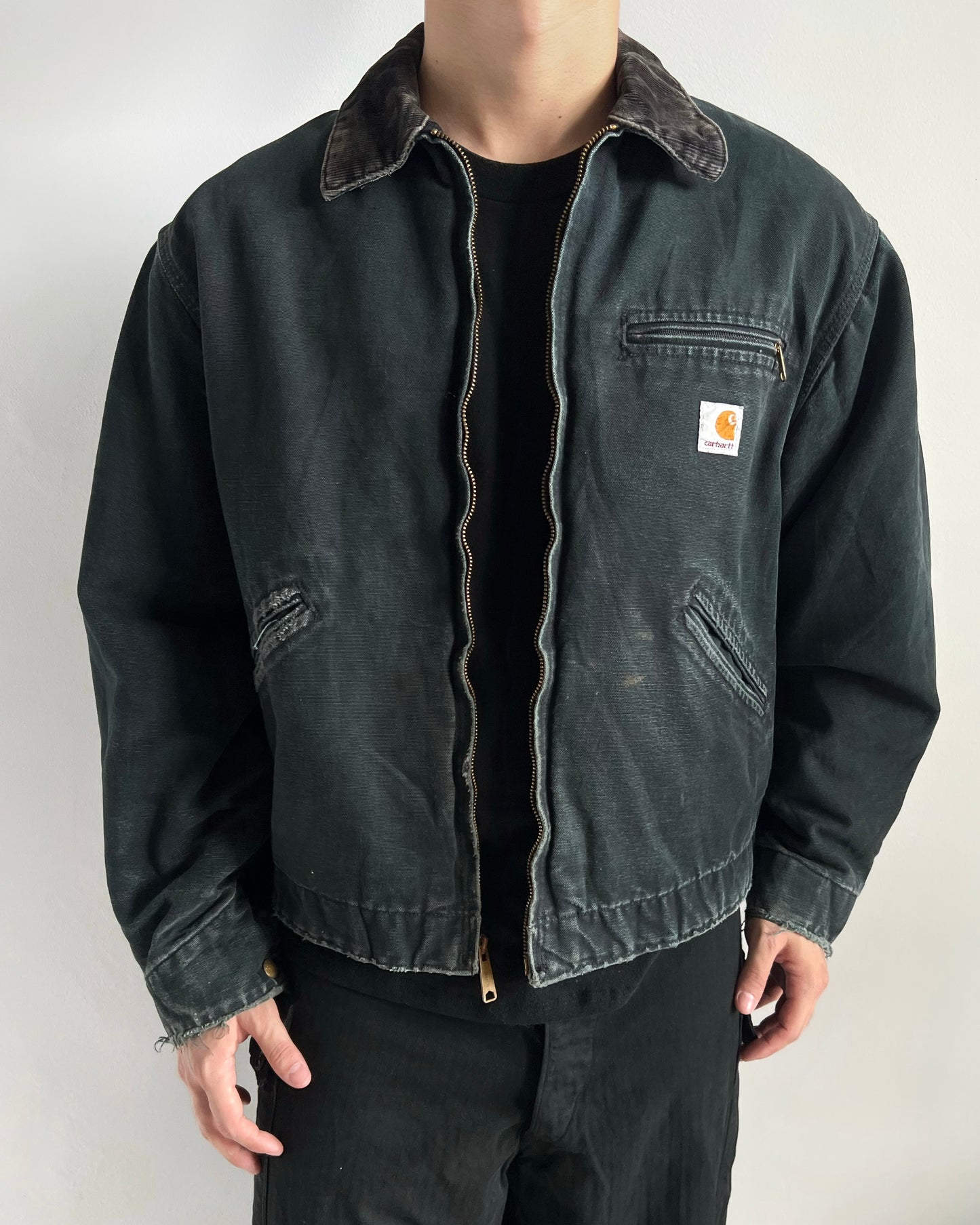 1990S FADED BLACK/MOSS GREEN CARHARTT DETROIT WORK JACKET (M/L)
