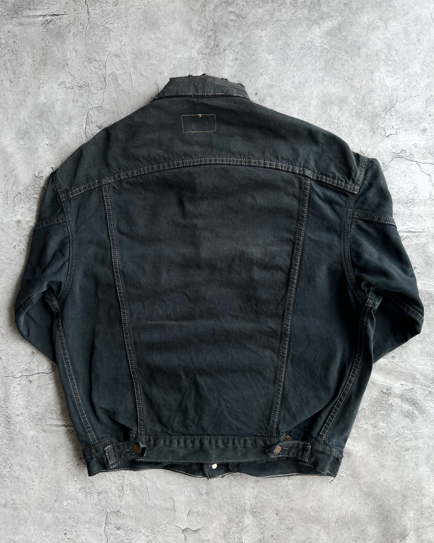 1980S OVERDYED LEVI'S TYPE III DENIM TRUCKER JACKET (M)