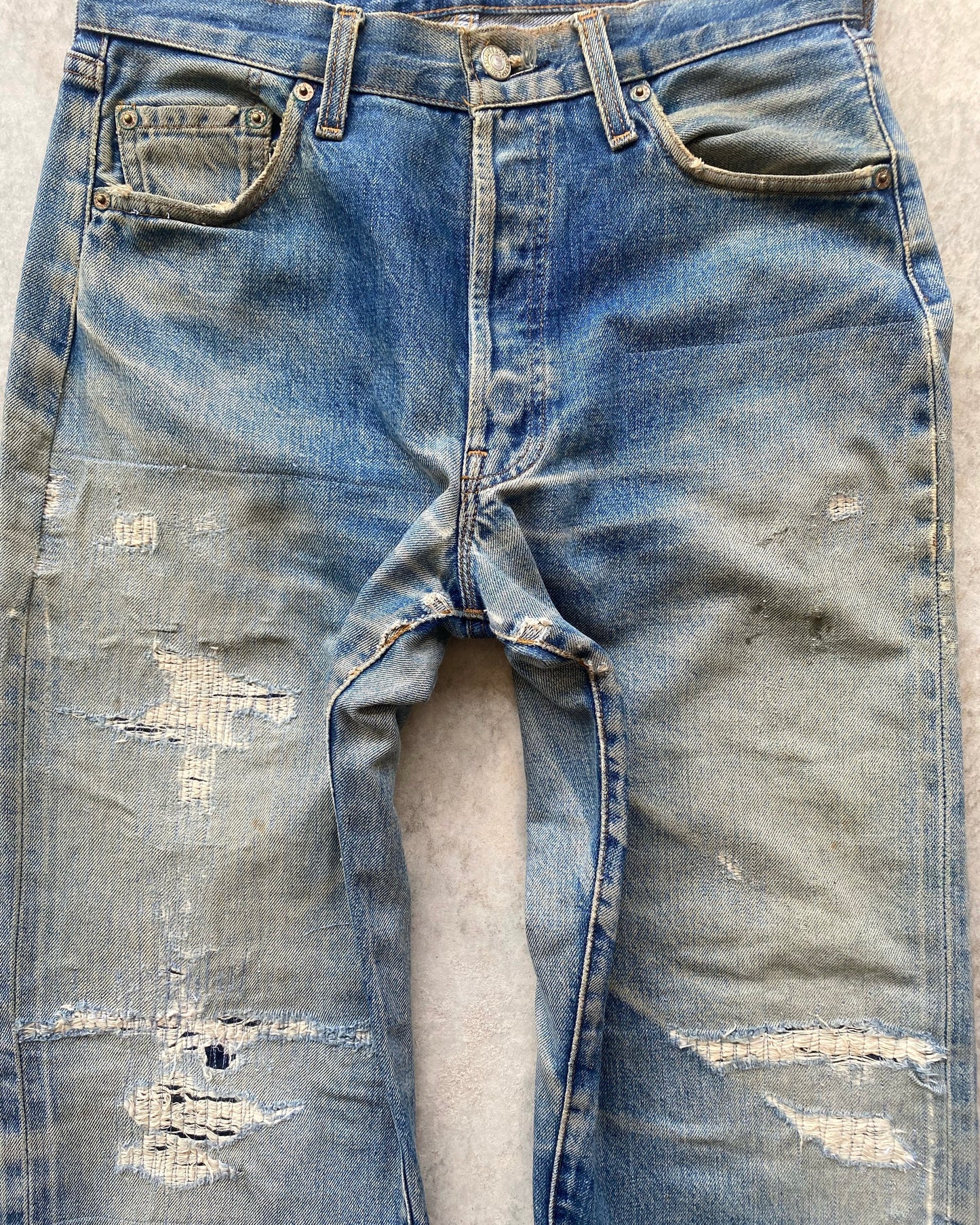 1990S MUD WASHED BIG E LEVI'S 501 REPAIRED SELVEDGE JEANS (31X36")