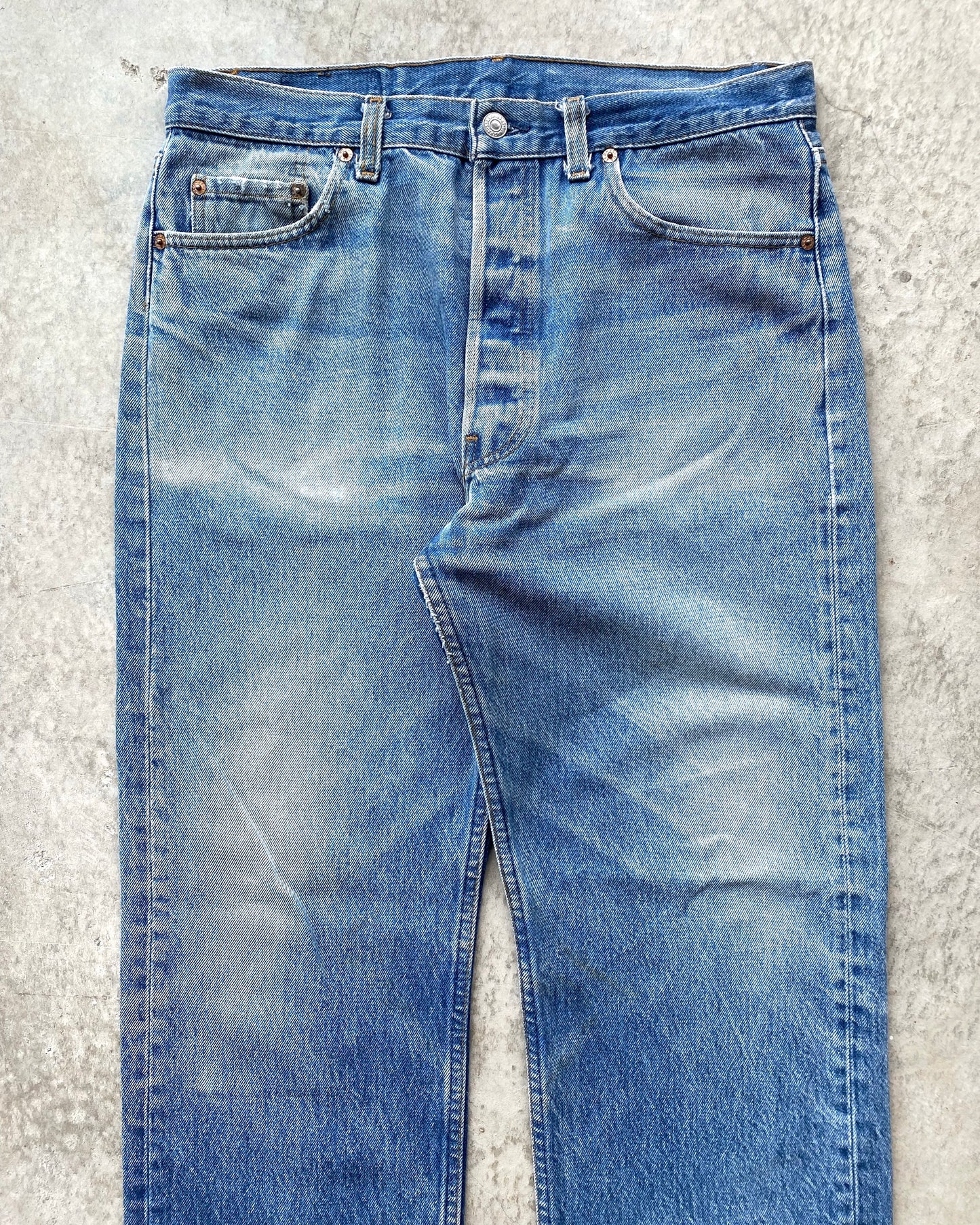 1980S FADED LEVI'S 501 RELEASED HEM JEANS (35X32)