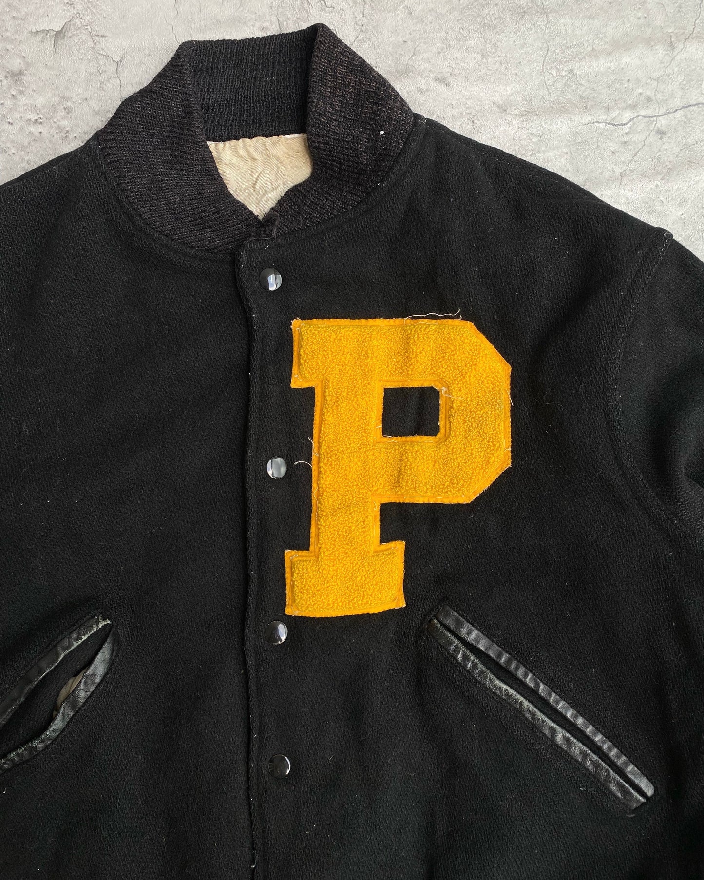 1960/1970S 'P' LETTERMAN WOOL VARSITY JACKET (L/XL)