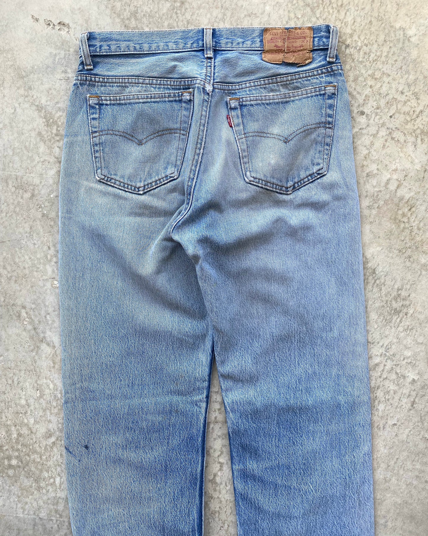 1980S FADED WASHED LEVI'S 501 DISTRESSED JEANS (32X34)