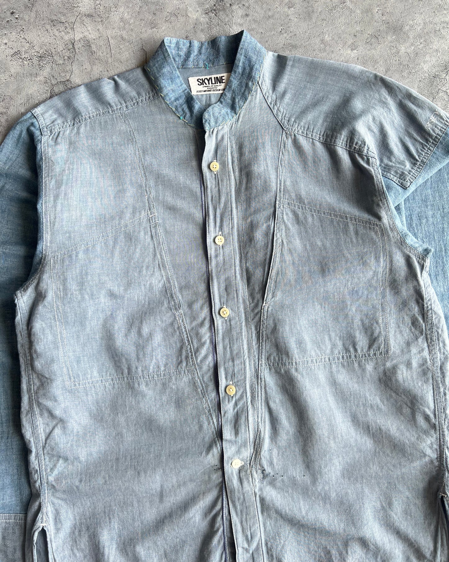 1980S ISSEY MIYAKE SKYLINE TWO-TONE STAND COLLAR SHIRT (M)