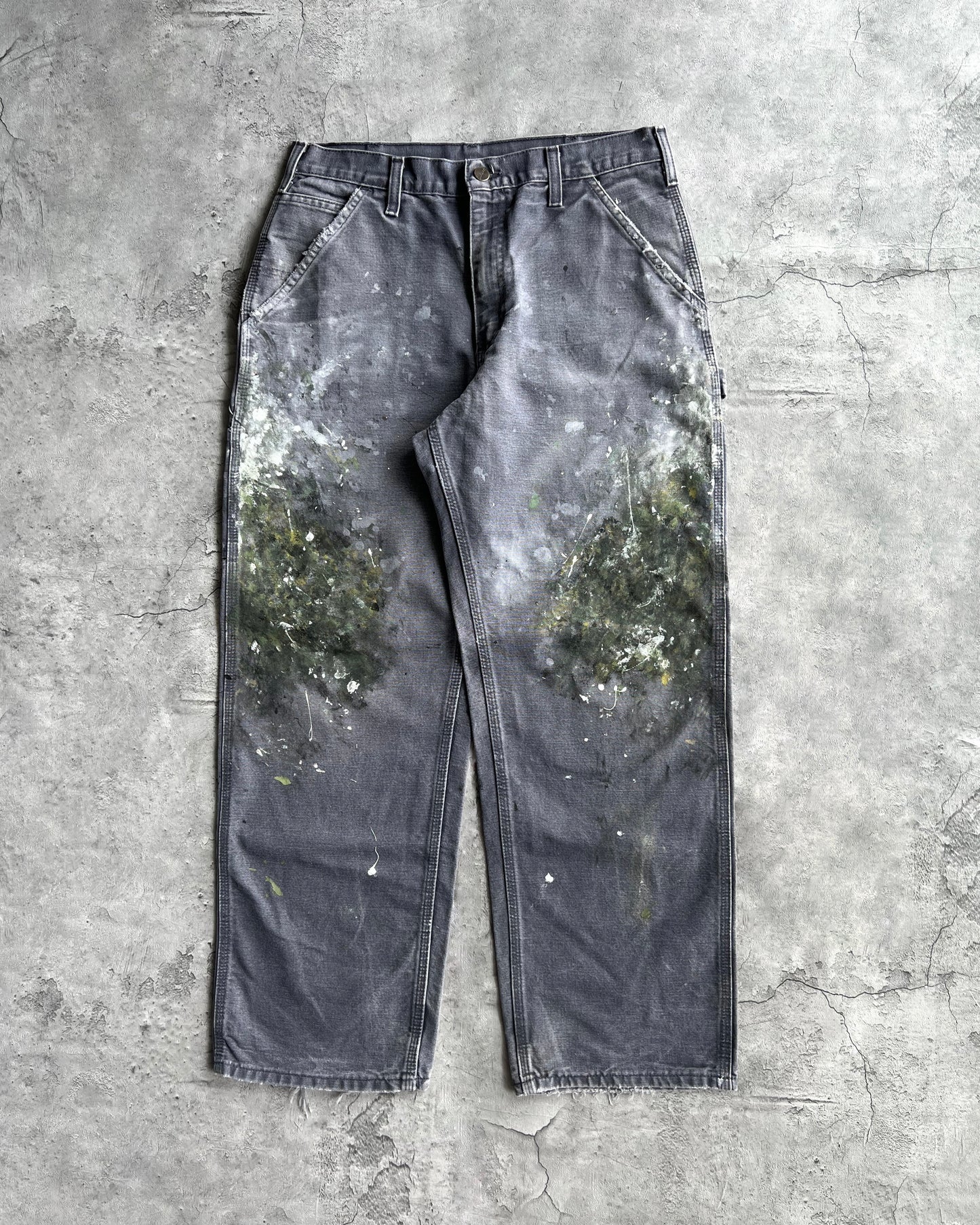 1990S PAINTED CARHARTT CARPENTER WORK PANTS (32X30)