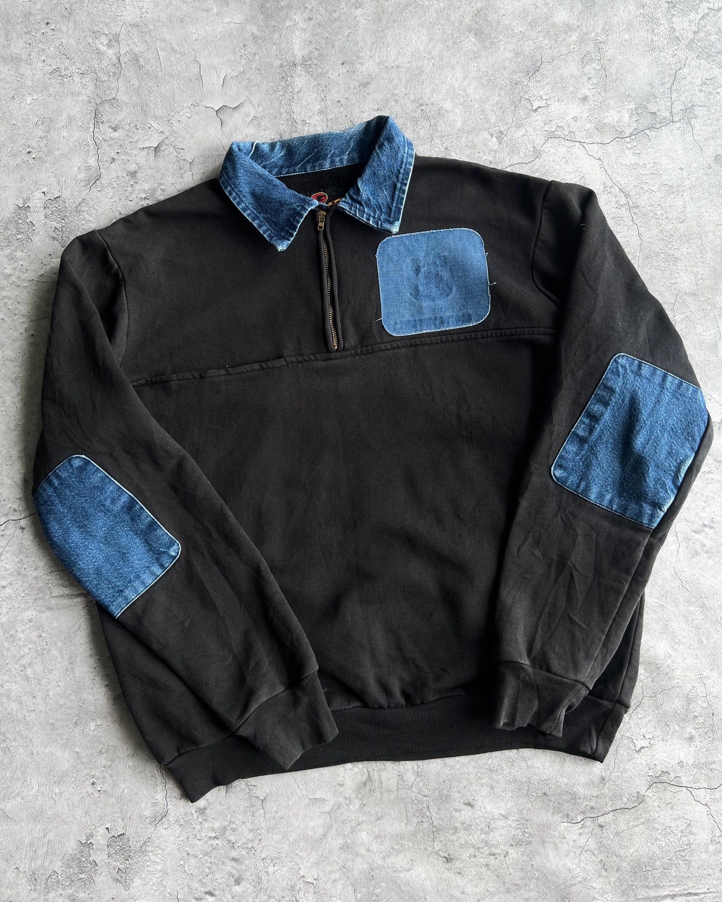1970S BLACK QUARTER-ZIP DENIM PATCHED SWEATSHIRT (L)