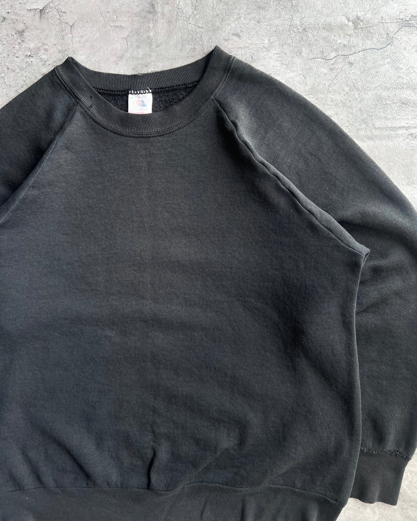1990S FADED BLACK BLANK FOTL RAGLAN SWEATSHIRT (M)