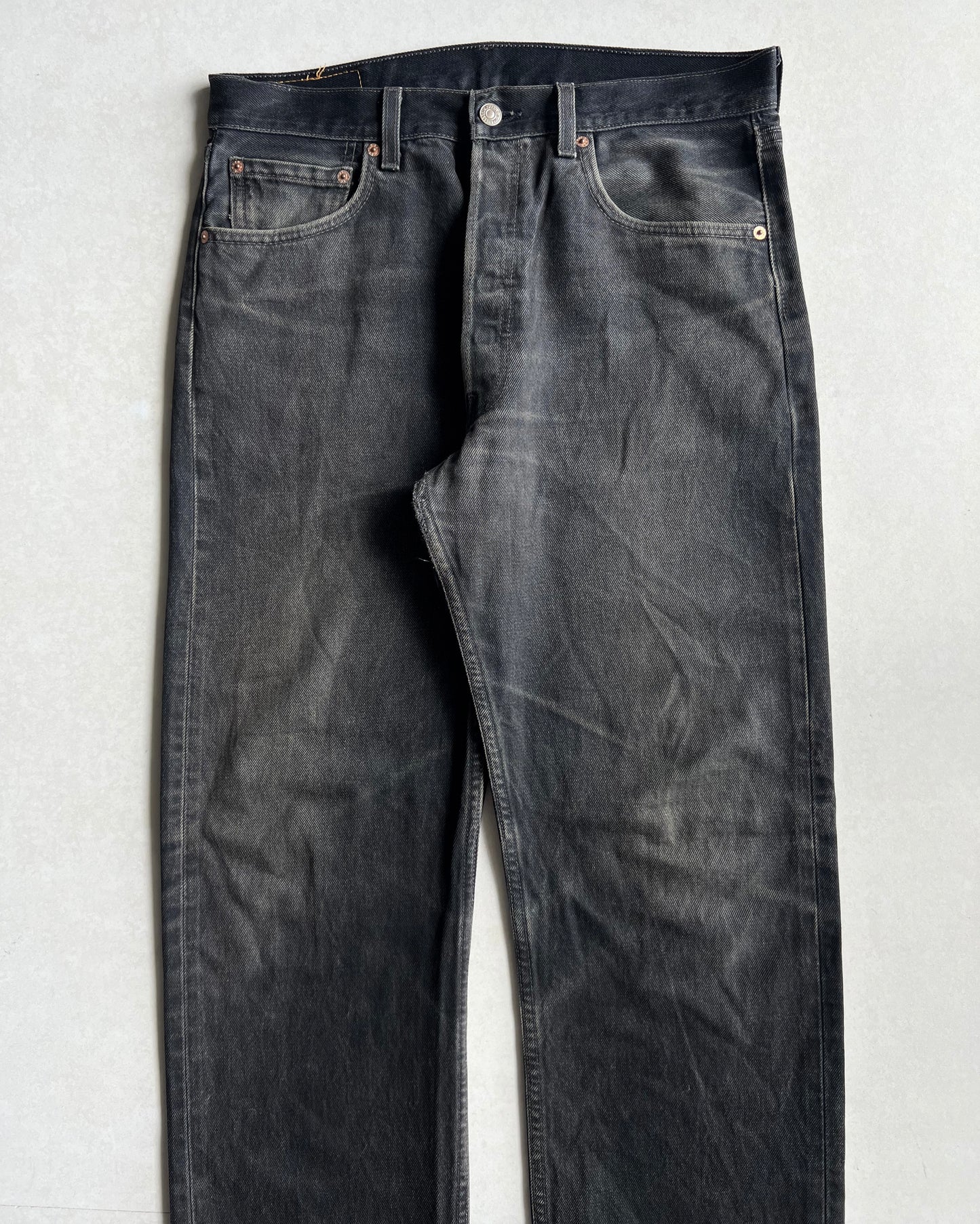 1990S FADED BLACK LEVI'S 501 JEANS (33X34)
