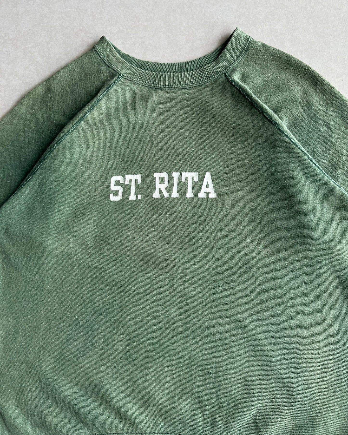 1950S FADED GREEN 'ST.RITA' SHORT SLEEVES RAGLAN SWEATSHIRT (L)