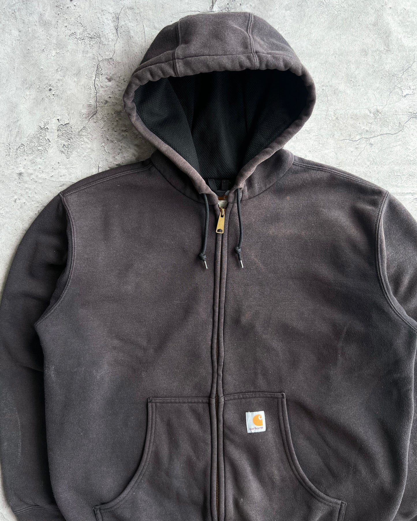 1990S SUN FADED BLACK HEAVYWEIGHT CARHARTT LOGO ZIP-UP HOODIE (L)