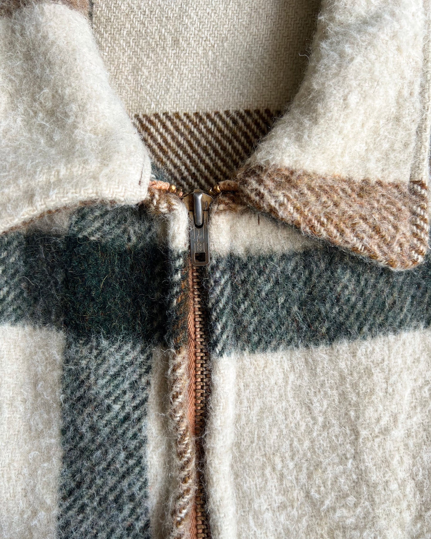 1960S WOOL PLAID ZIP-UP RAGLAN FLANNEL (L)