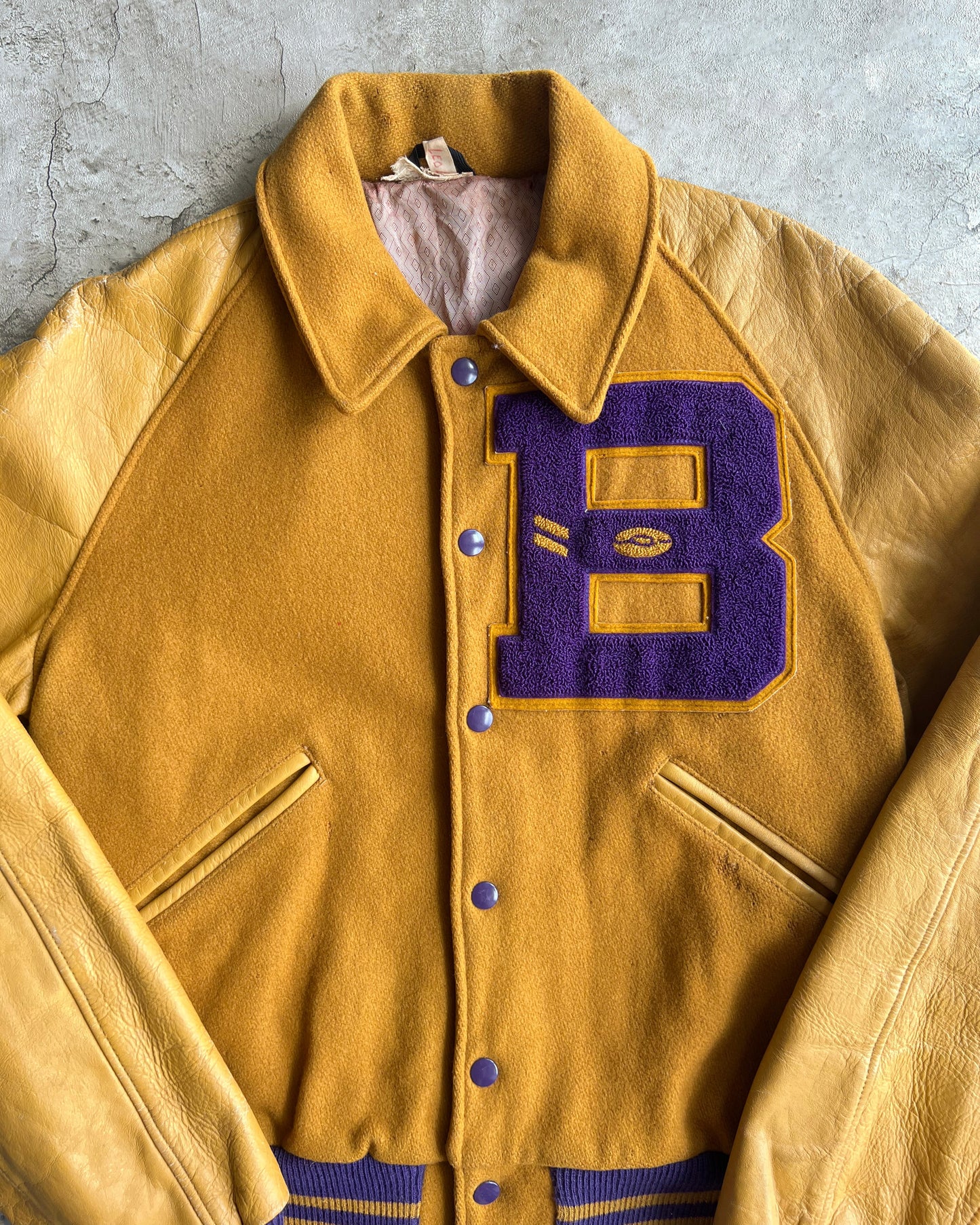 1950S 'B' LETTERMAN RAGLAN LEATHER SLEEVES VARISTY JACKET (M/L)