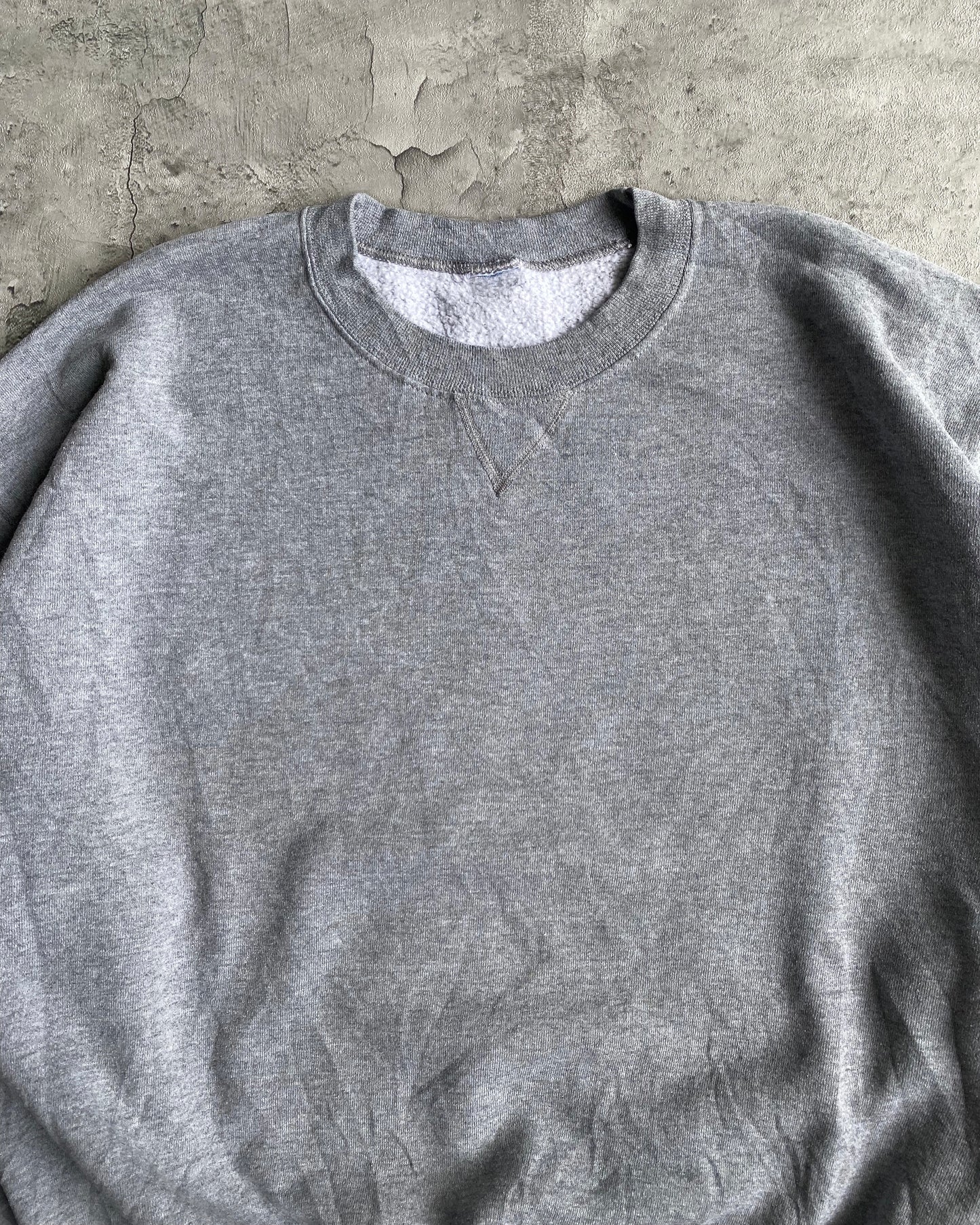 1990S RUSSELL GREY BLANK CREWNECK SWEATSHIRT (XL)