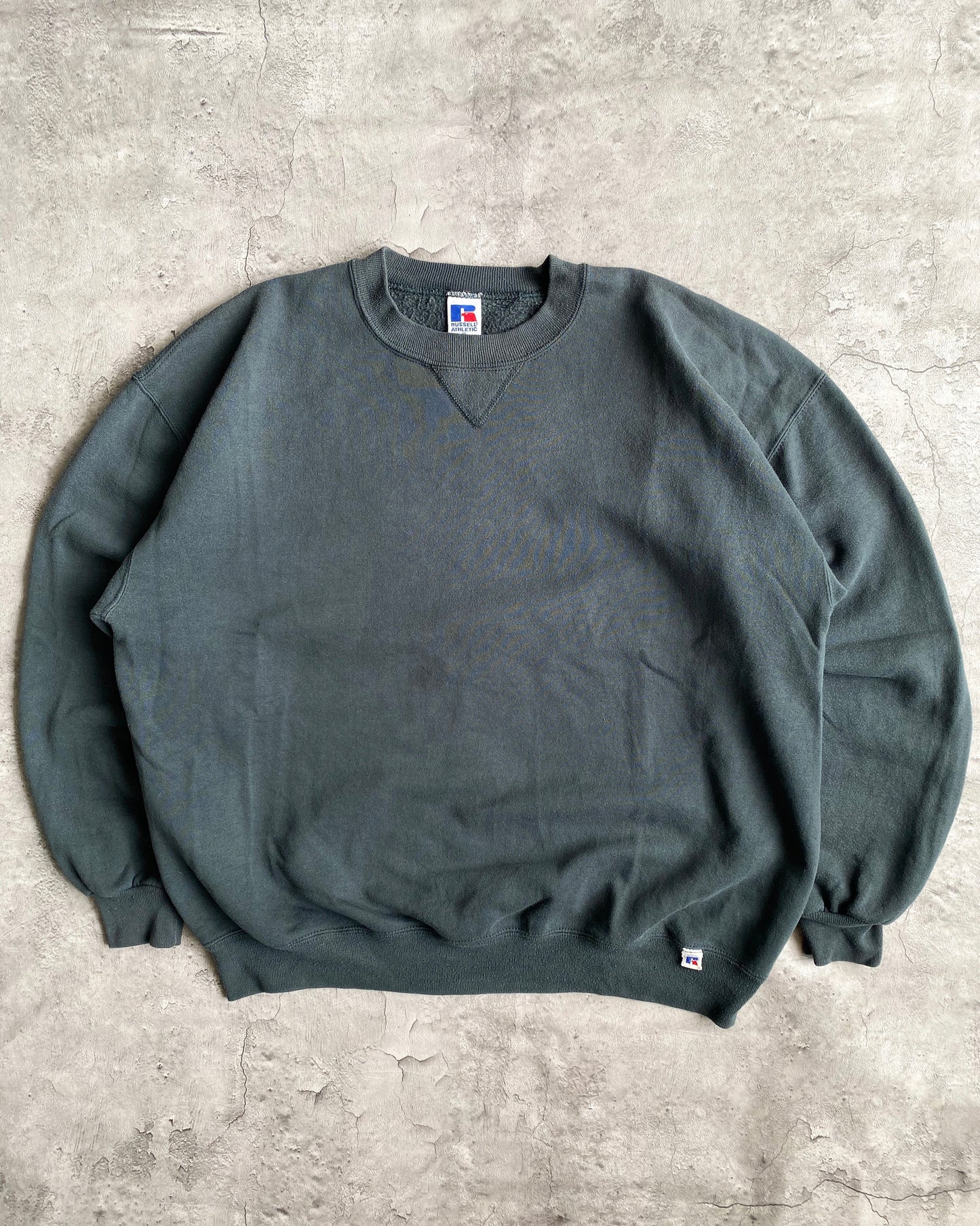 1990S RUSSELL FOREST GREEN BLANK CREWNECK SWEATSHIRT (L/XL)