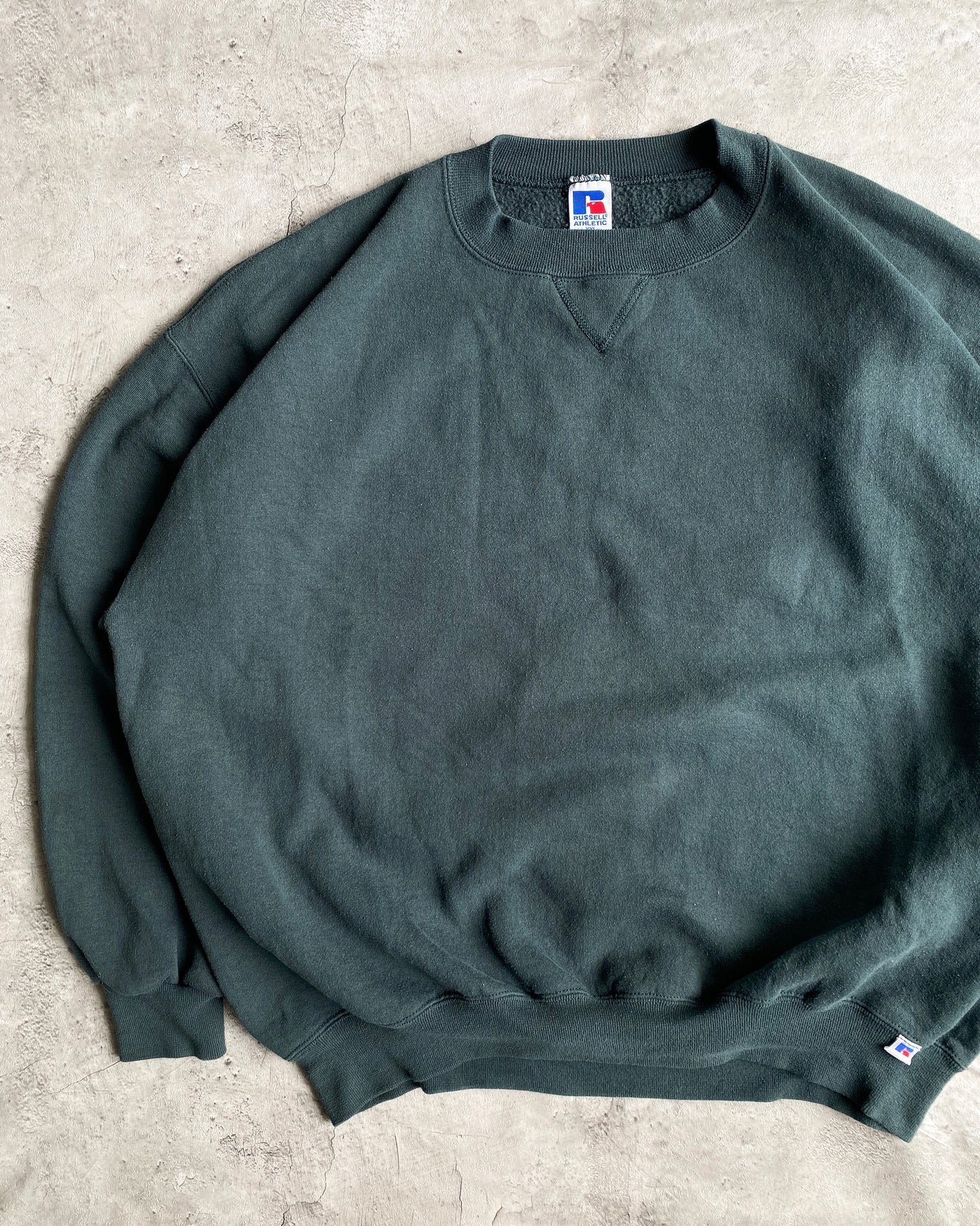 1990S RUSSELL FOREST GREEN BLANK CREWNECK SWEATSHIRT (L-XXL)