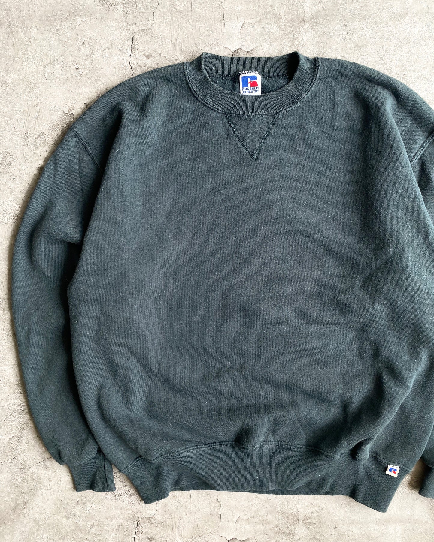 1990S RUSSELL FOREST GREEN BLANK CREWNECK SWEATSHIRT (S-L)