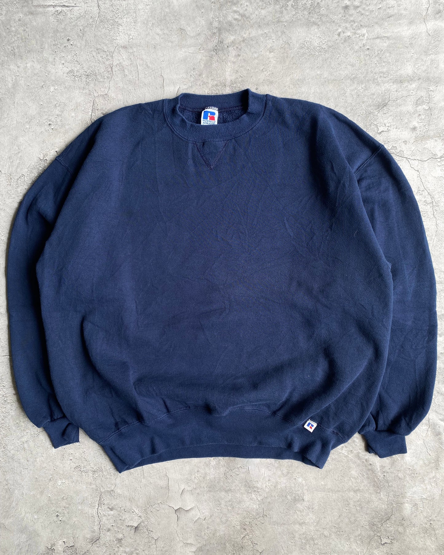 1990S RUSSELL NAVY BLANK CREWNECK SWEATSHIRT (XL)