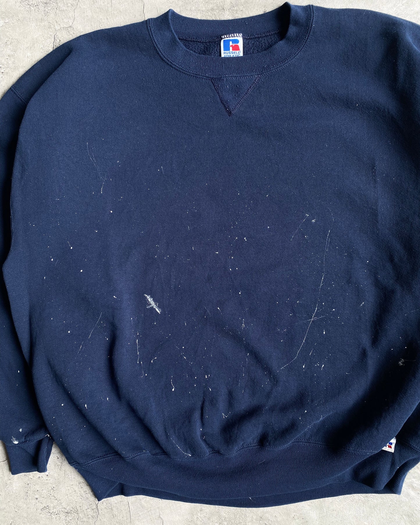 1990S RUSSELL NAVY PAINTED CREWNECK SWEATSHIRT (L-XXL)