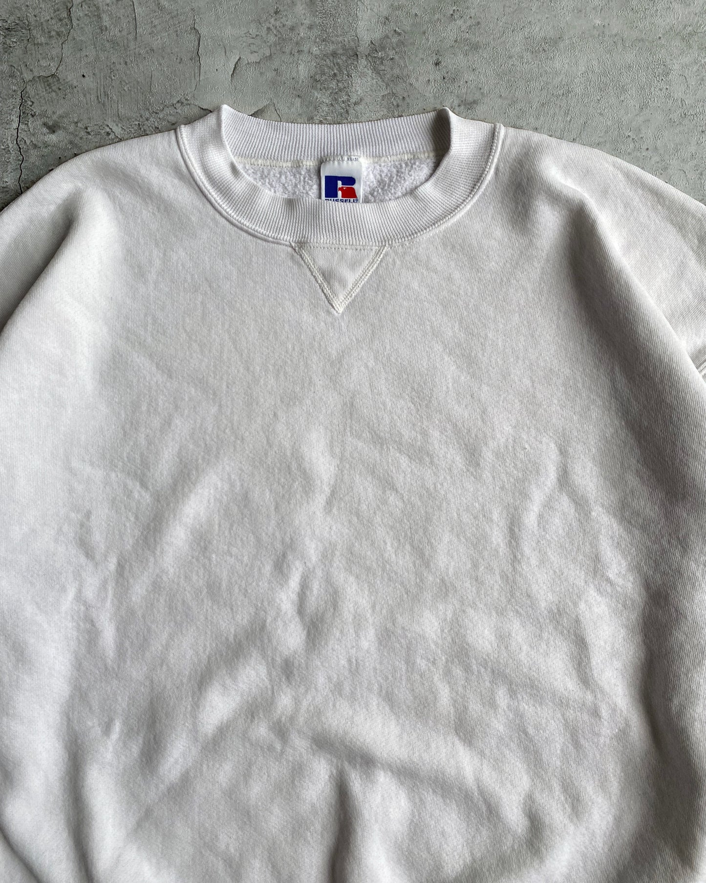 1990S RUSSELL WHITE BLANK CREWNECK SWEATSHIRT (XL)