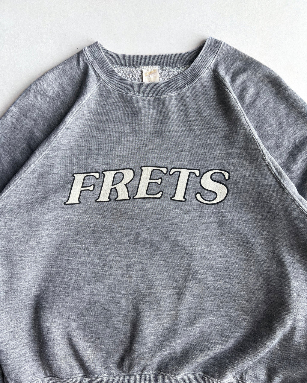 1970S 'FRETS' RAGLAN SWEATSHIRT (L)