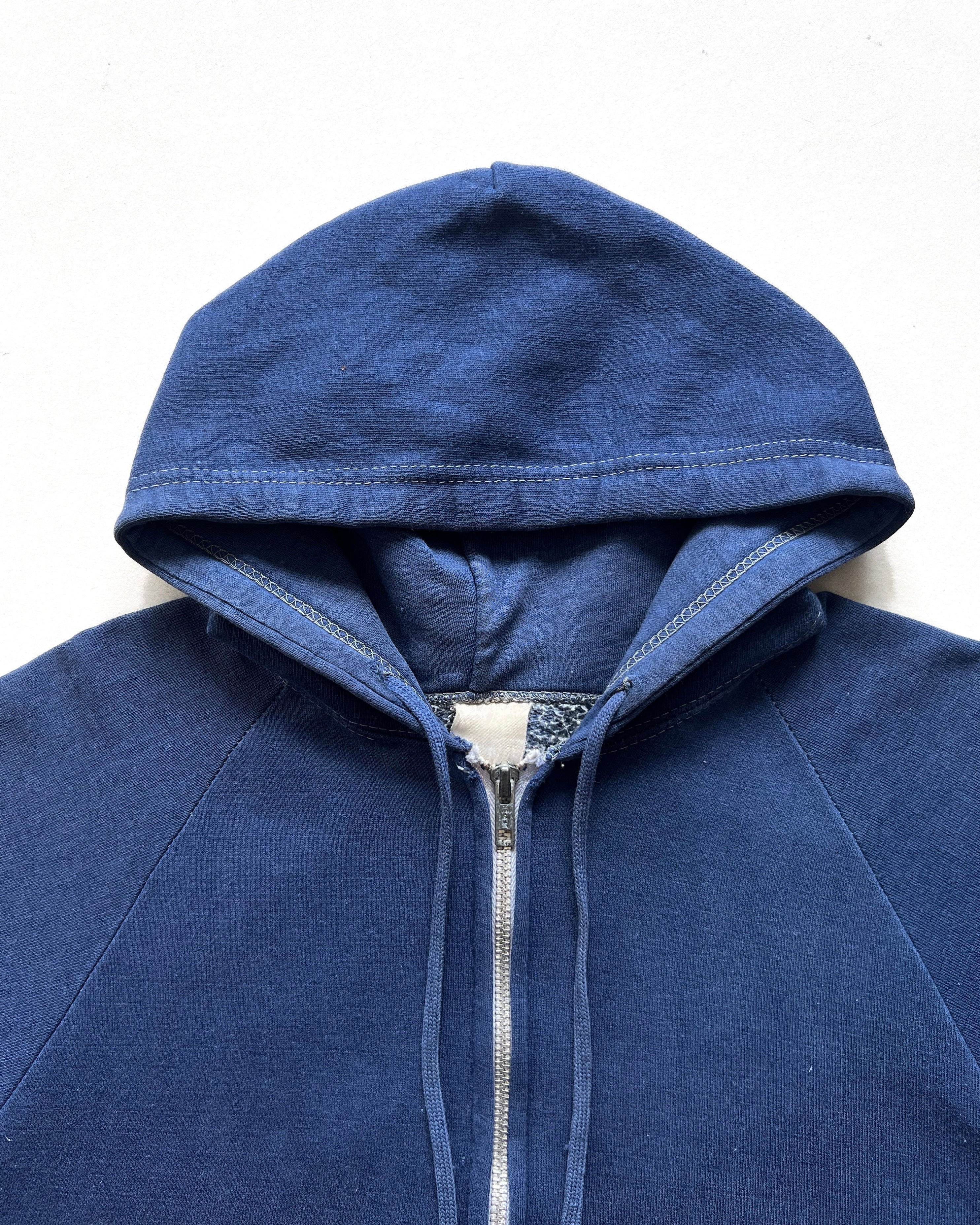 1970S FADED BLUE ZIP-UP BLANK HOODIE (M)