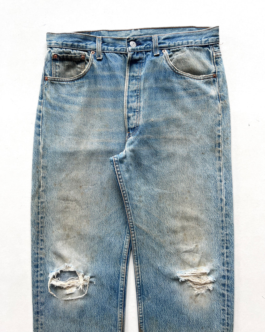 1990S DISTRESSED LEVI'S 501 JEANS (33)