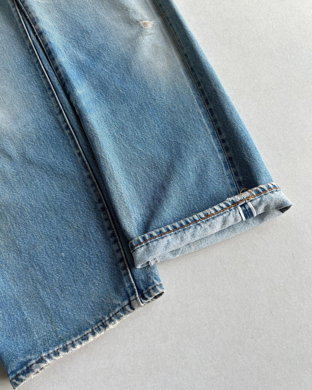 1980S FADED WASHED LEVI'S 501 REDLINE SELVEDGE JEANS (32X33)