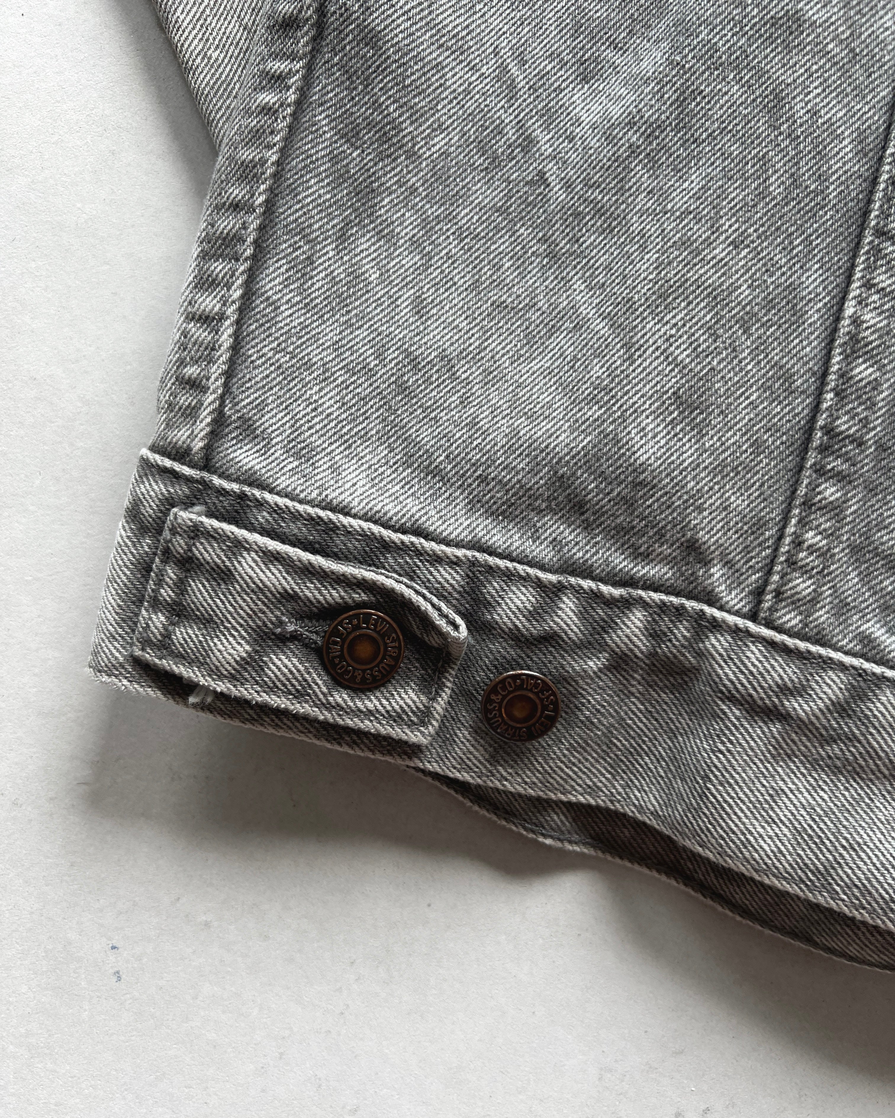 1980S GREY STONE WASHED LEVI'S TYPE III DENIM JACKET (L)