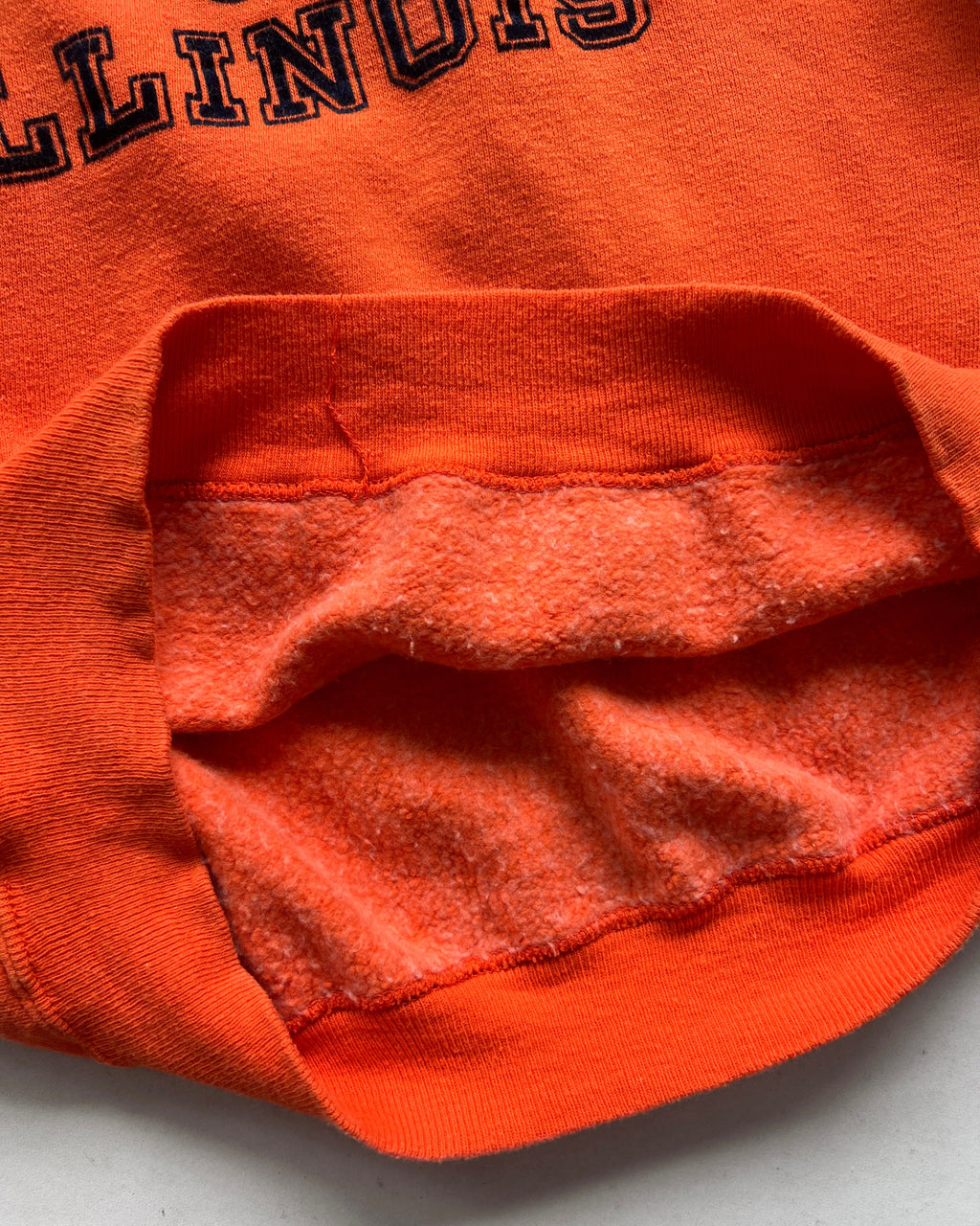 1970S CHAMPION 'UNIVERSITY OF ILLINOIS' SWEATSHIRT (M)