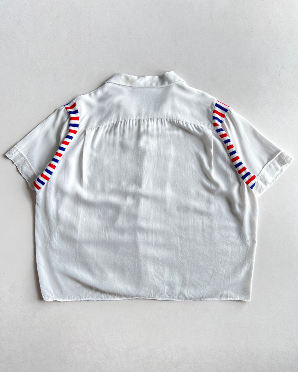 1960S WHITE RAYON BOWLING SHIRT (L)
