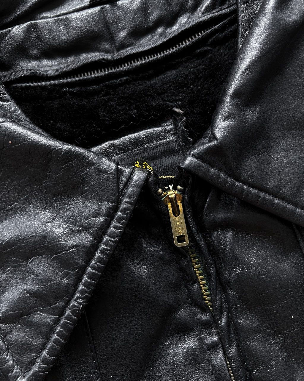 1970S COOPER MULTI-POCKETS LEATHER JACKET (XL)