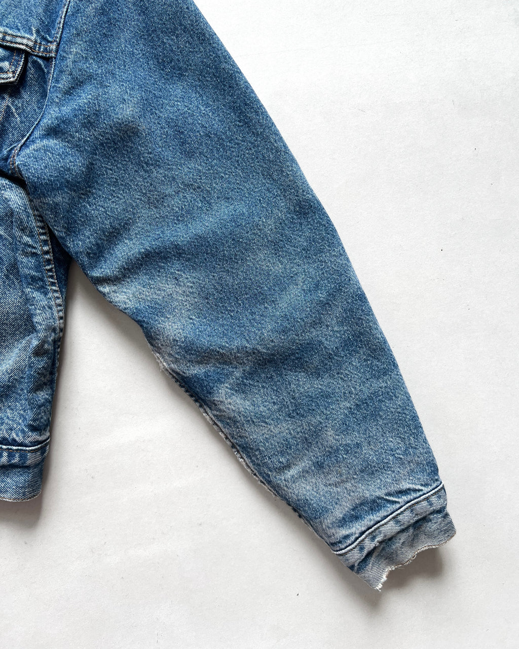 1980S LEVI'S FLANNEL LINED TYPE III DENIM TRUCKER (XL)