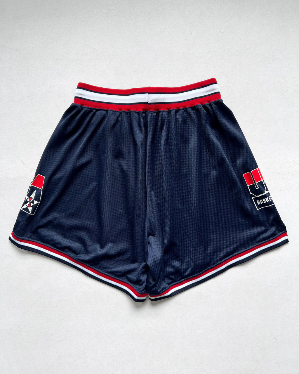 1990S CHAMPION 'USA BASKETBALL' SHORTS (XL)