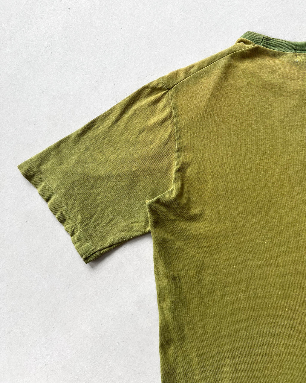 1970S TWO-TONE 'GOODY HAWAII' SINGLE STITCH TEE (L)