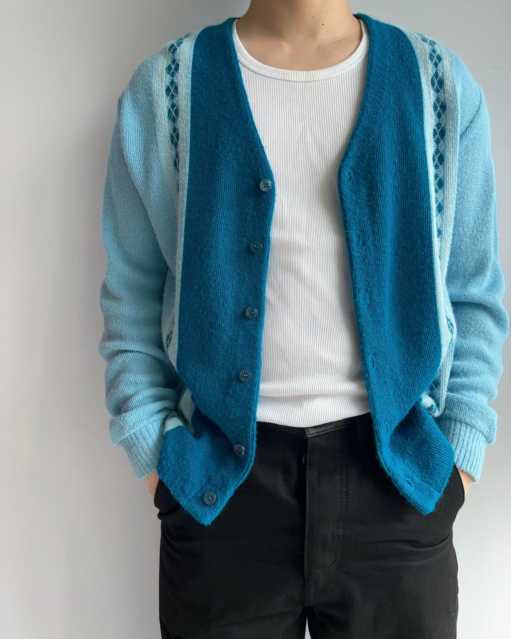 1960S SEARS TWO-TONE ACRYLIC CARDIGAN (XL)