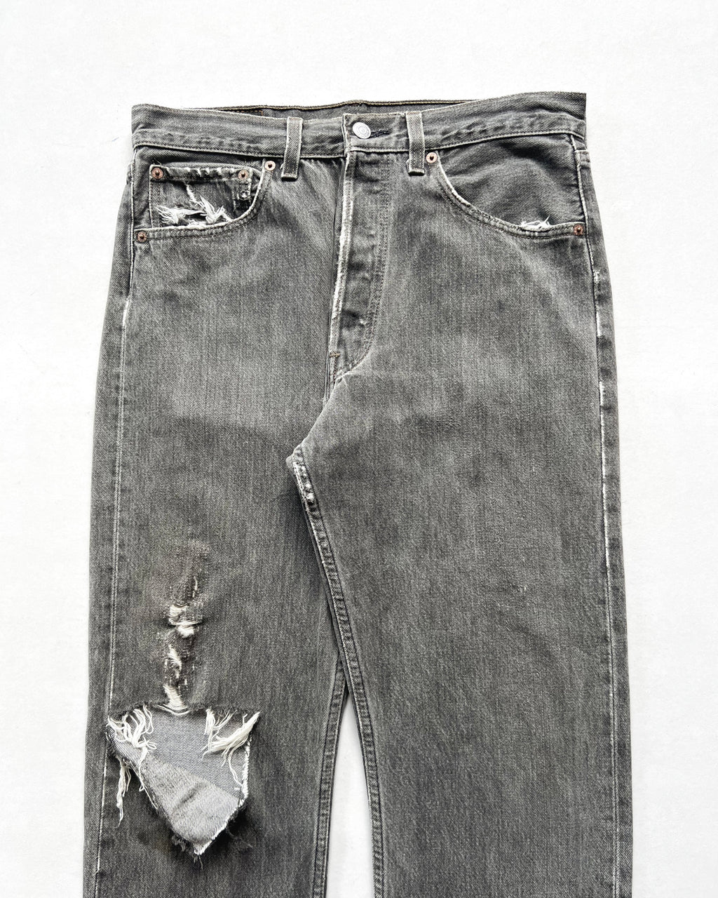 1990S FADED LEVI'S 501 DISTRESSED JEANS (32)