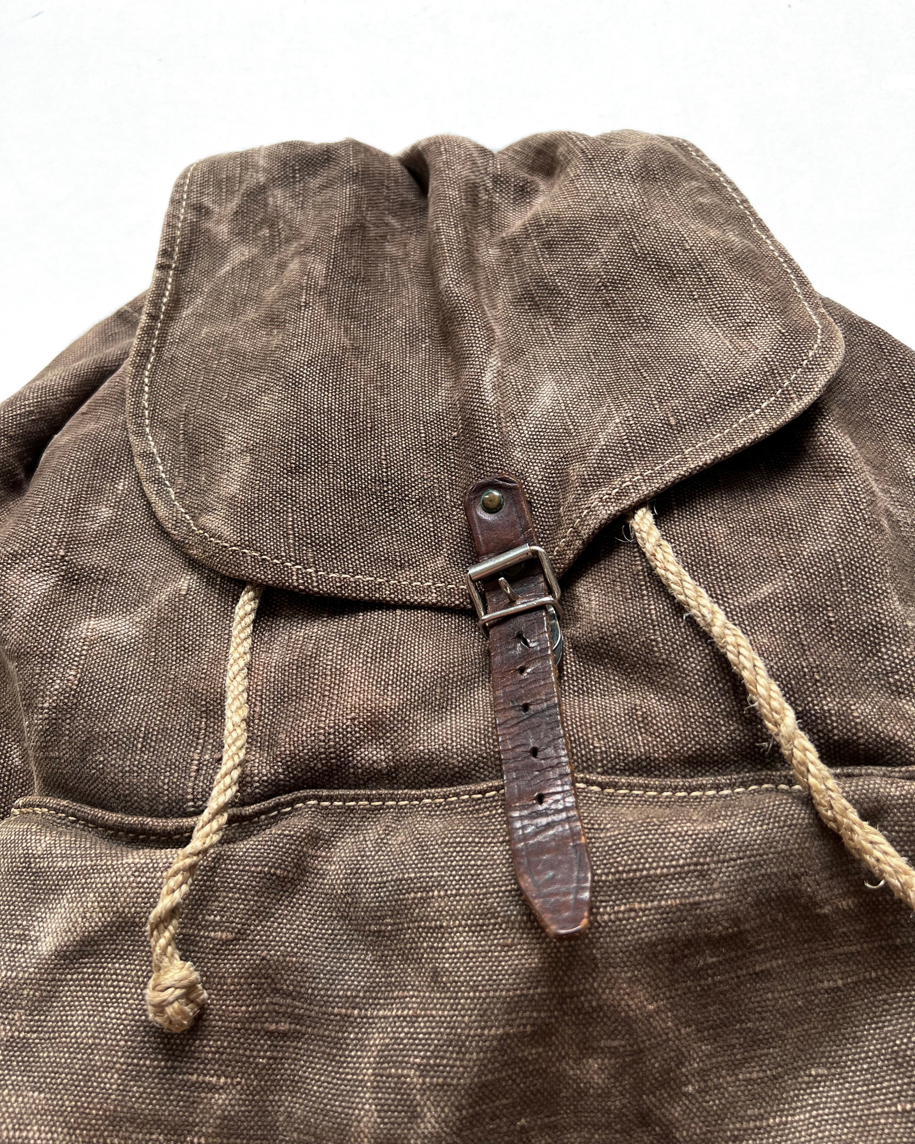 1960S EUROPE CANVAS RUCKSACK (OS)