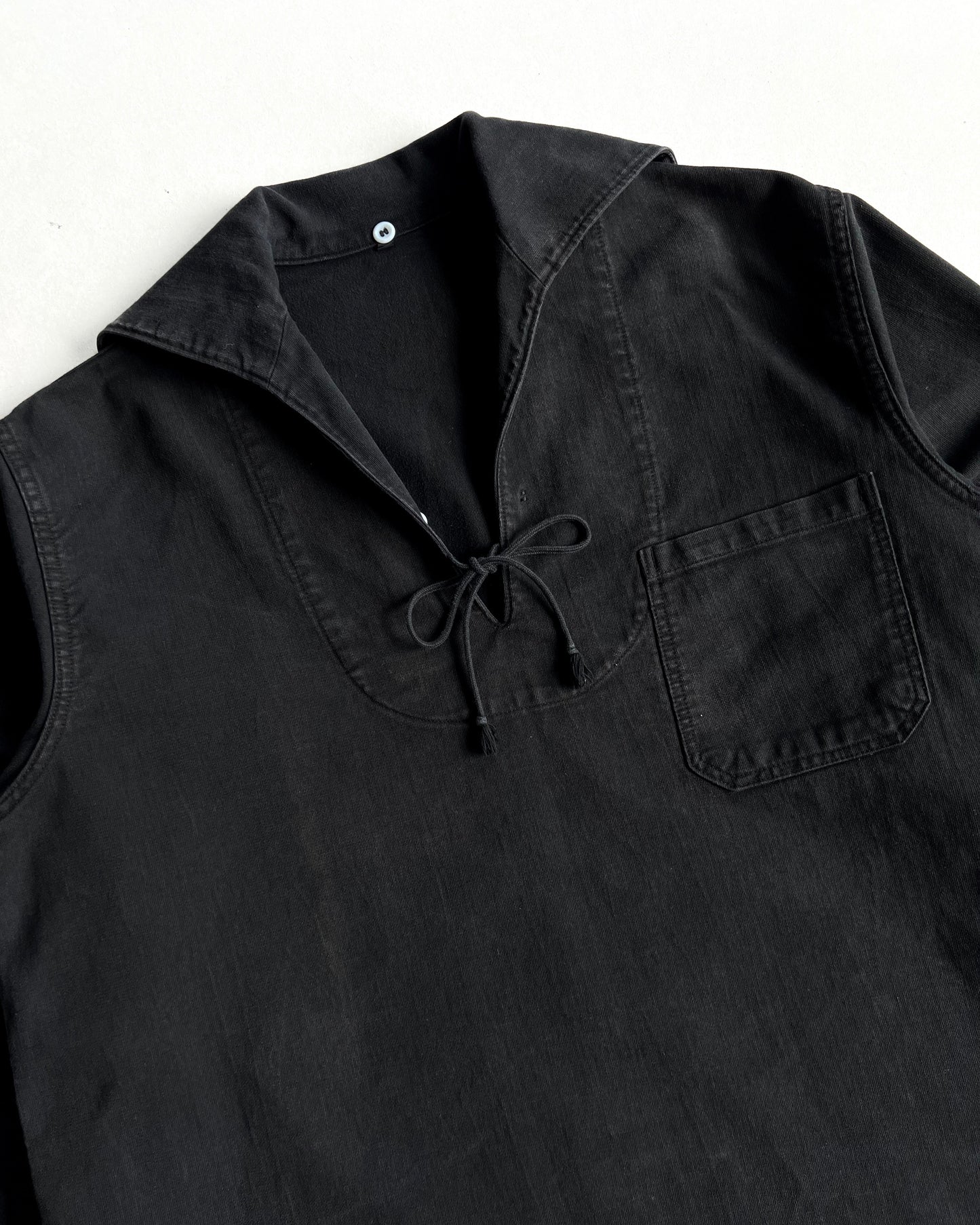 1950S OVERDYED BLACK GERMAN NAVY SAILOR SMOCK (L)