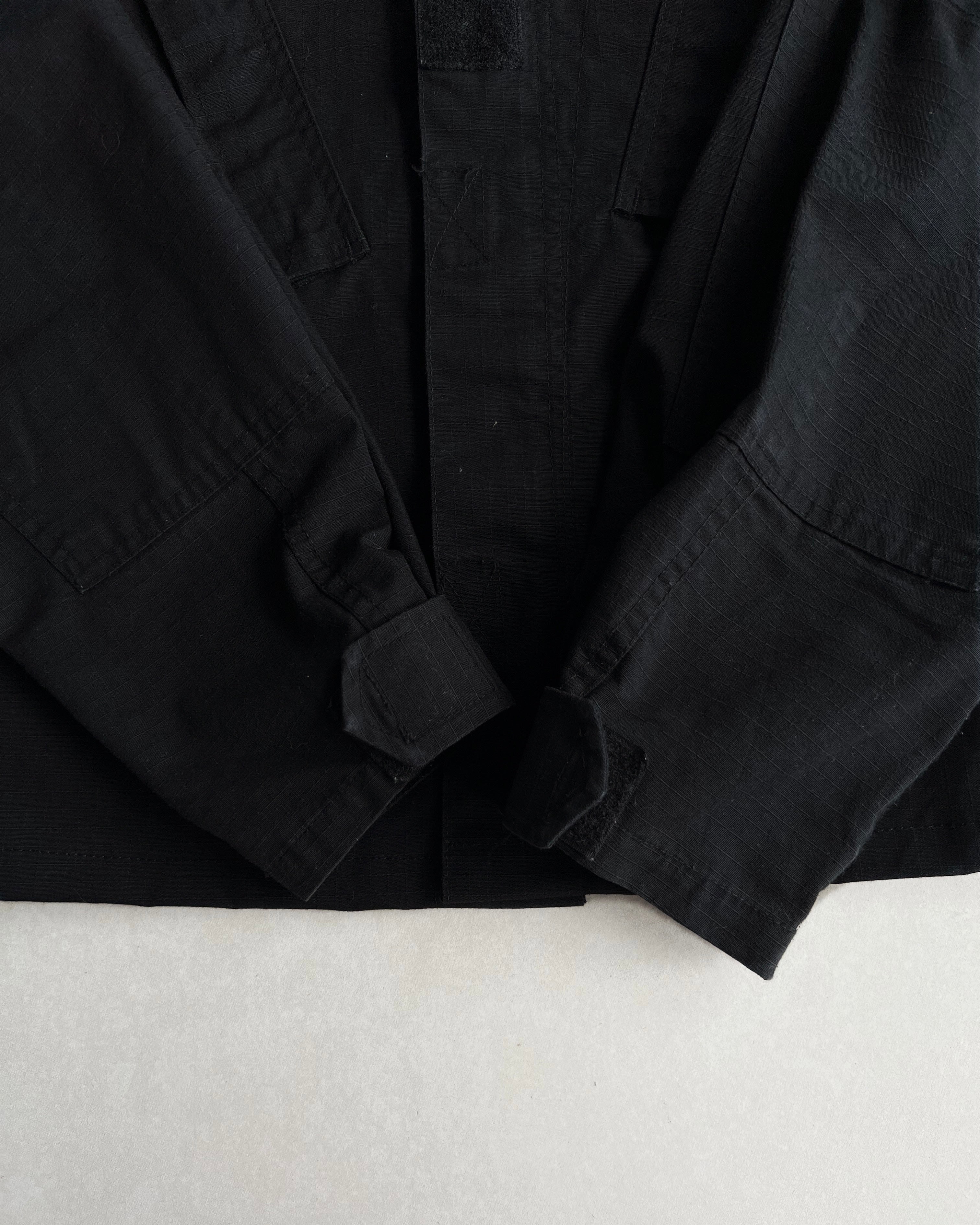 1990S BLACK US ARMY COMBAT CROPPED JACKET (L)