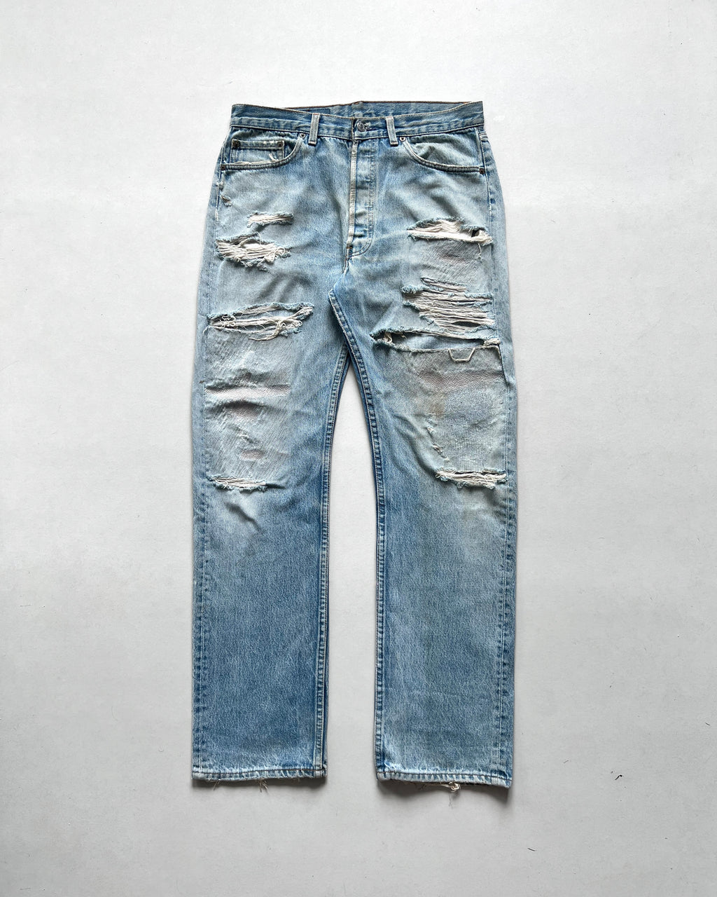 1990S LEVI'S 501 DISTRESSED JEANS (33)