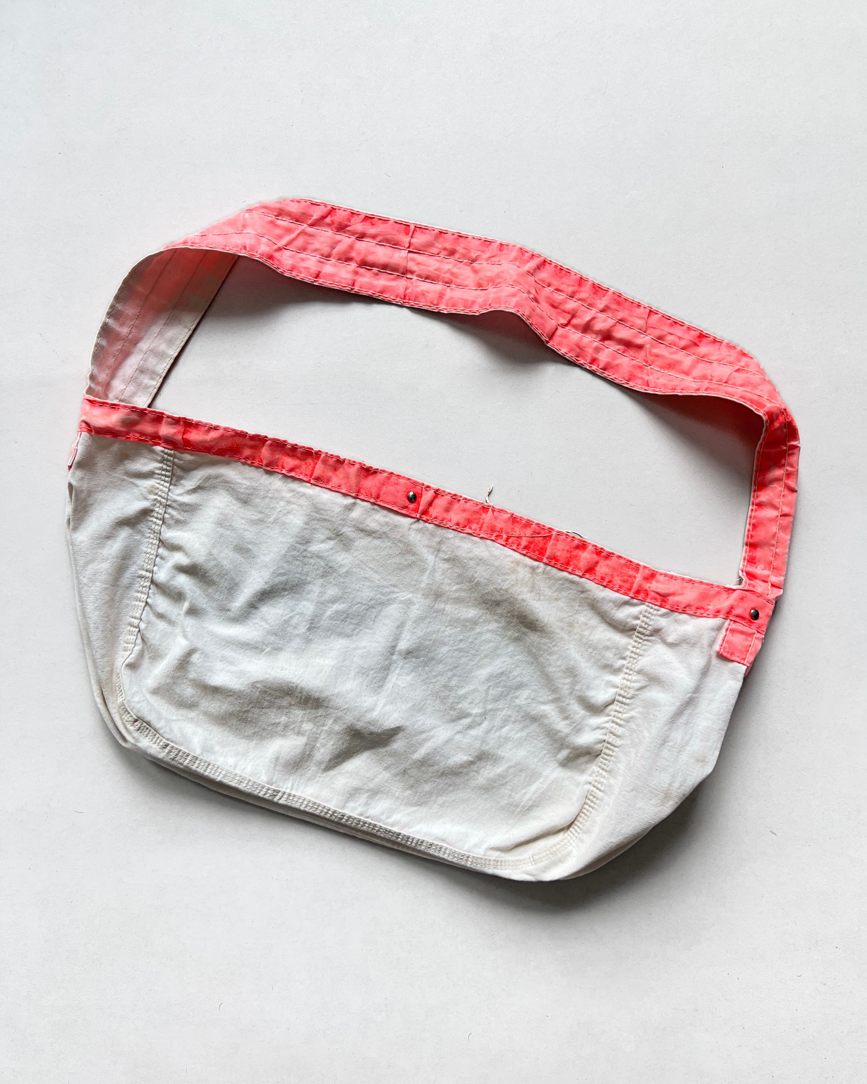 1960S 'DAILY NEWS OF CUMBERLANDS' NEWSPAPER BAG (OS)