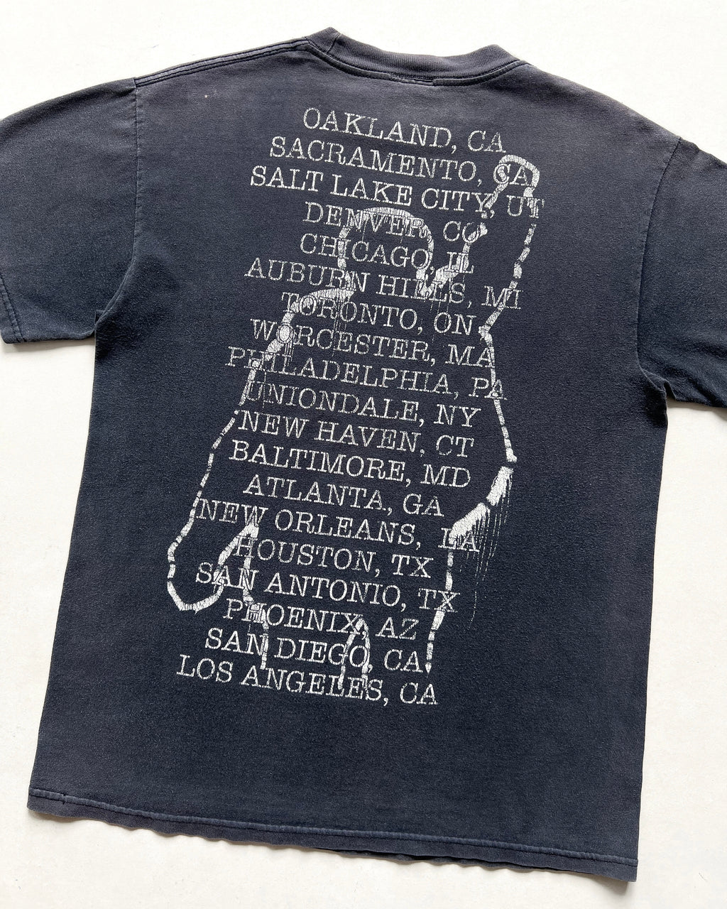 2000S FADED RAGE AGAISNT THE MACHINE TOUR TEE (M)