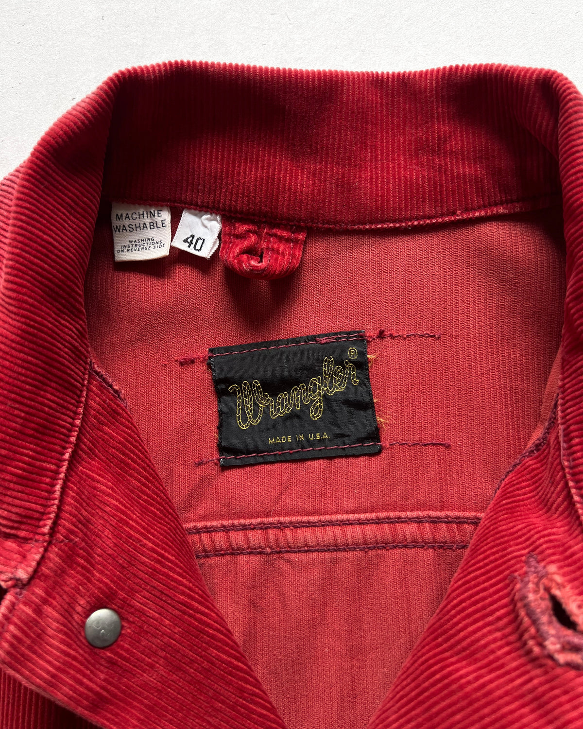 1970S RED WRANGLER CORDUROY TRUCKER JACKET (40)