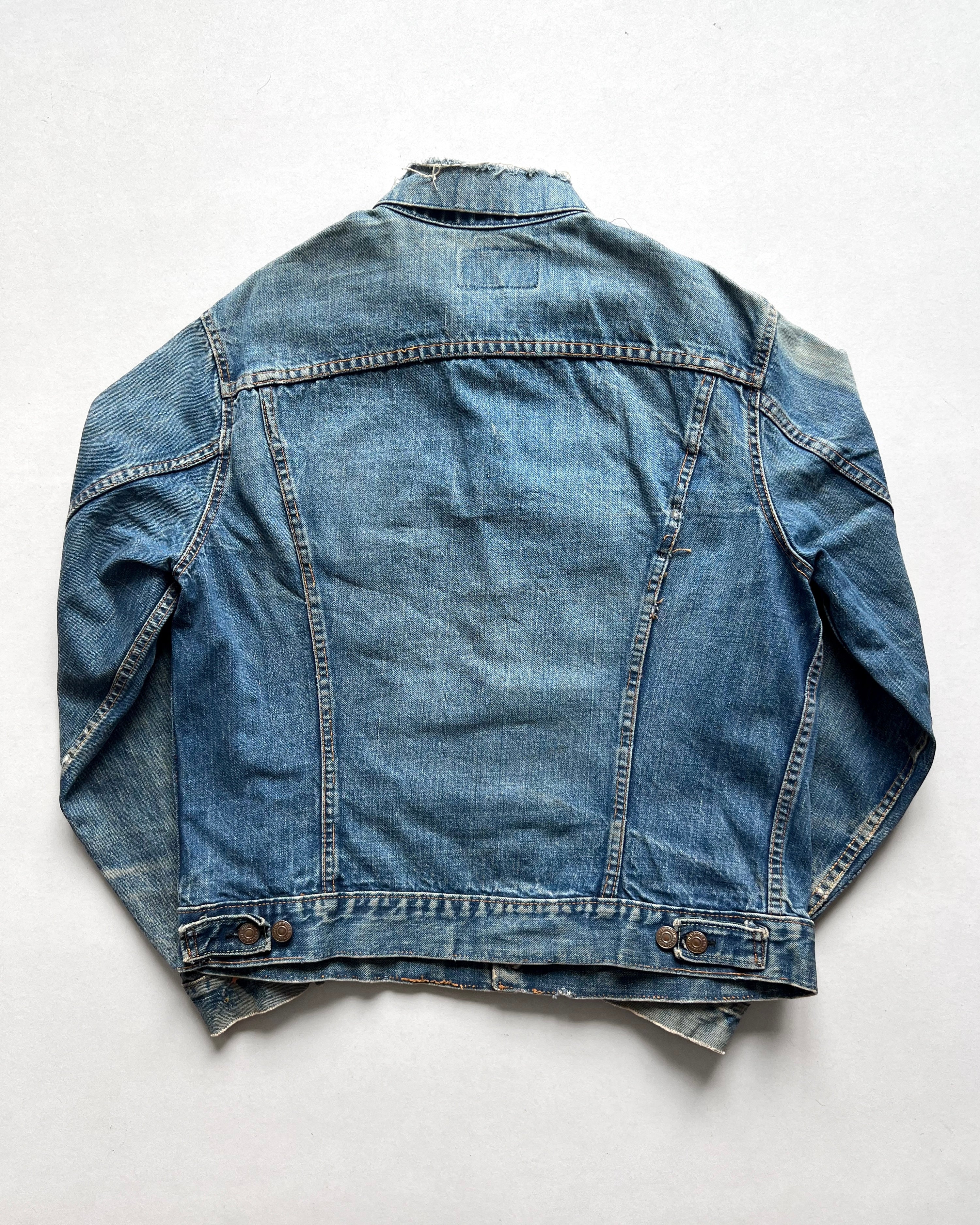 1960S SUN FADED LEVI'S BIG E TYPE III DENIM TRUCKER JACKET (L)