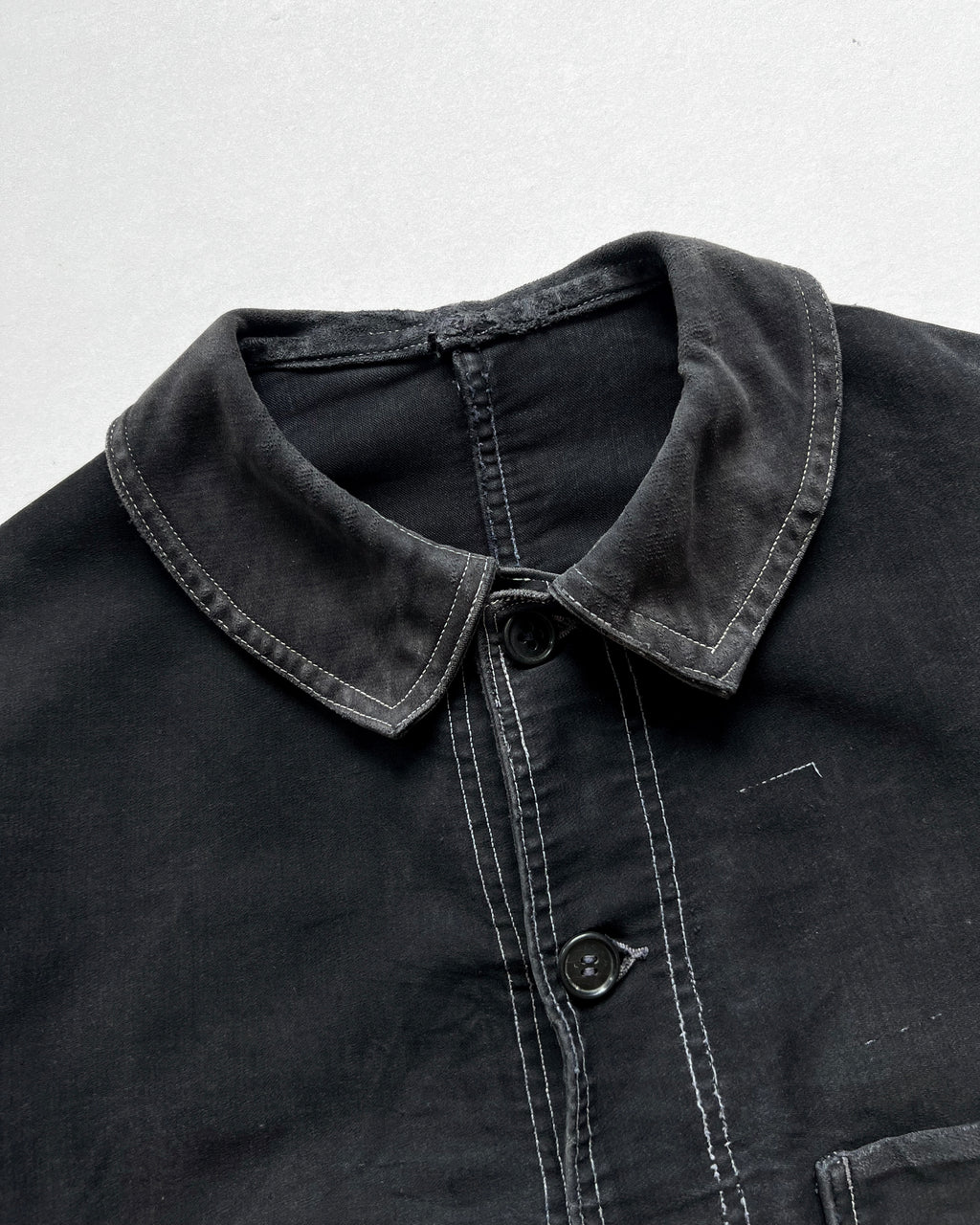 1940S BLACK FRENCH MOLESKIN REPAIRED WORK JACKET (L)