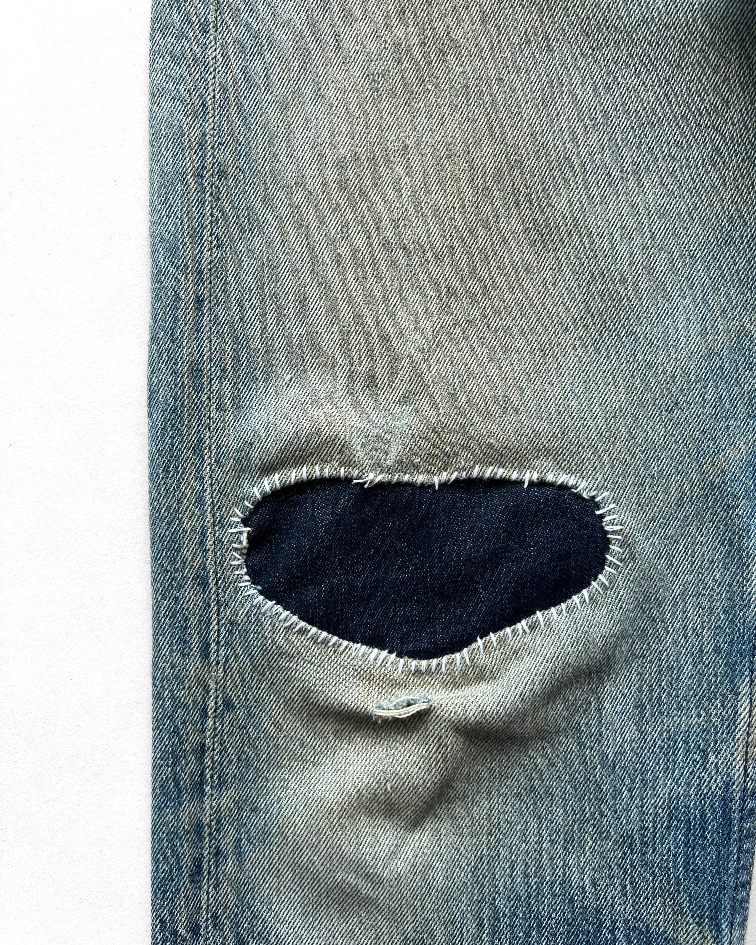 1990S FADED LEVI'S 501 REPAIRED JEANS (30)