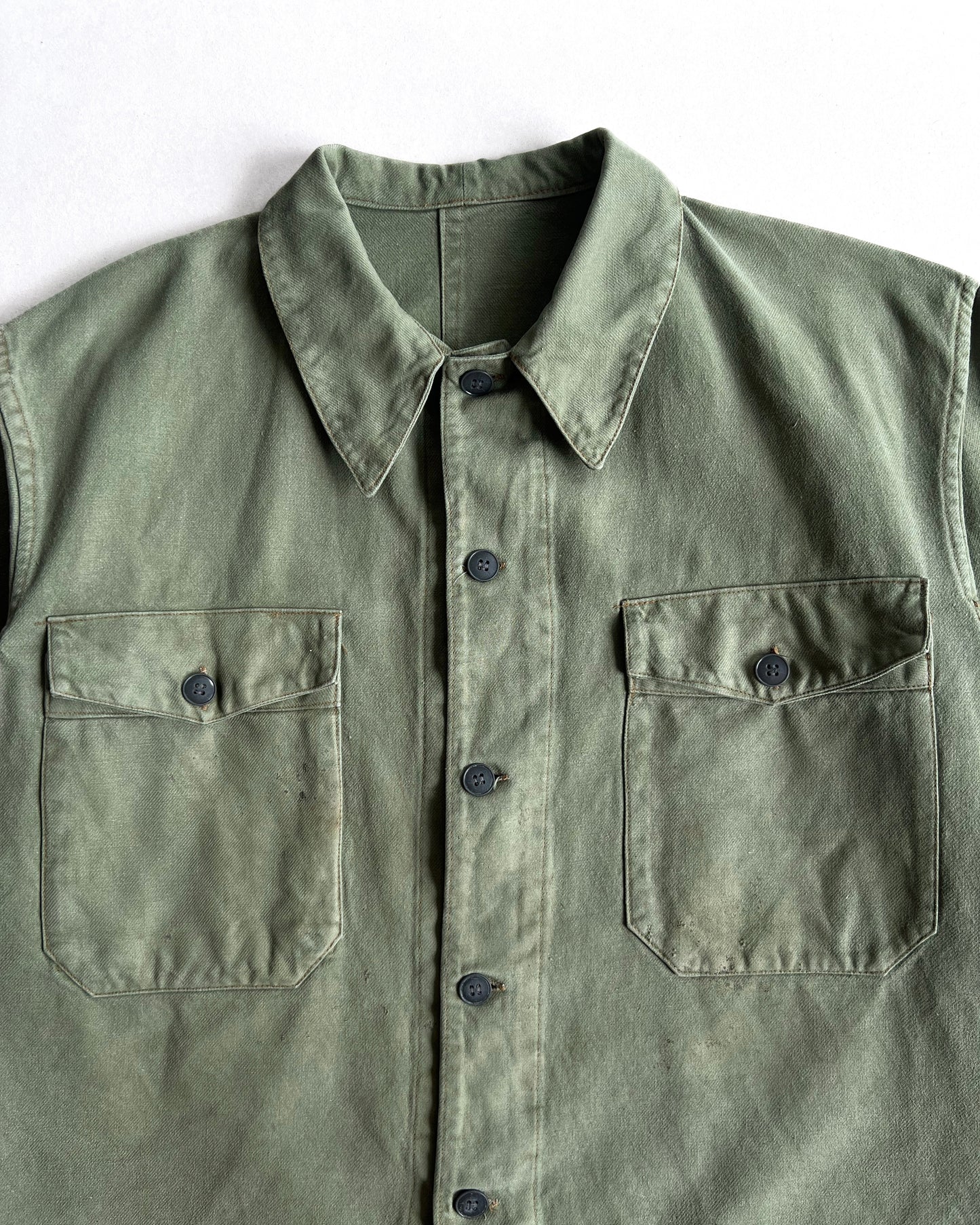 1950S OLIVE DOUBLE POCKET FRENCH WORK JACKET (L)