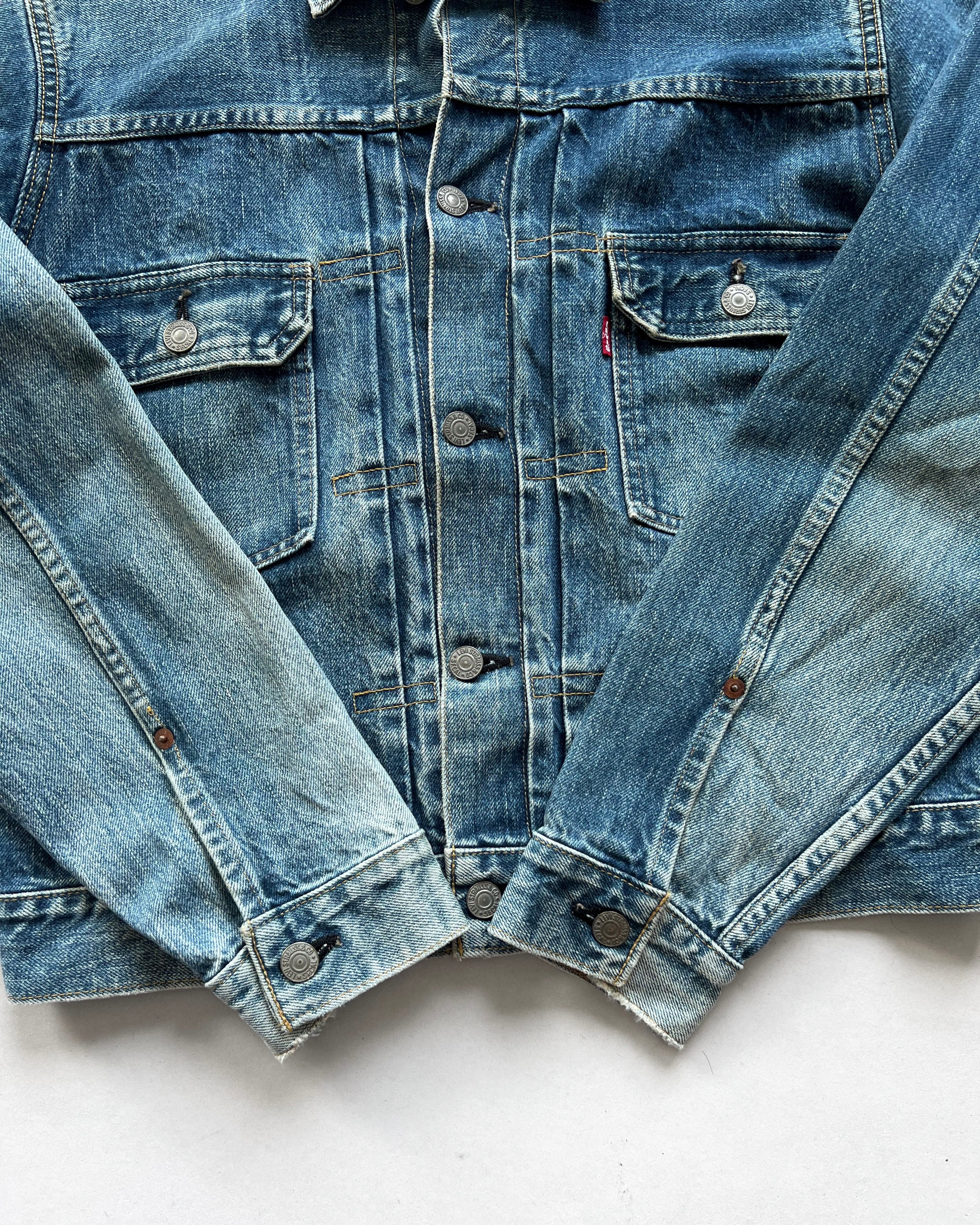 1990S FADED LEVIS TYPE II SELVEDGE DENIM JACKET (M)
